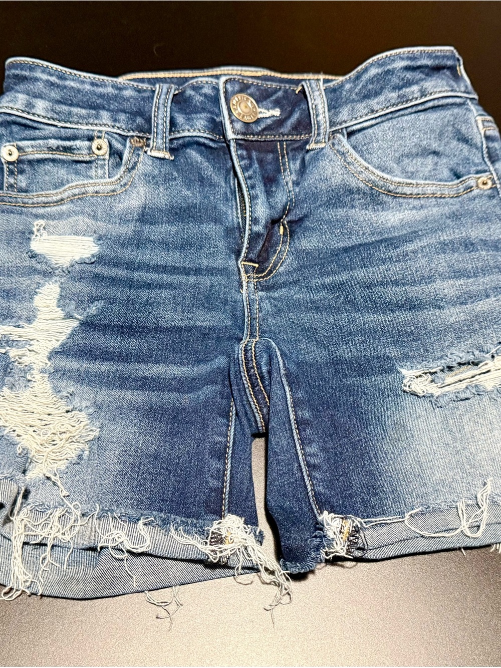 American Eagle Outfitters Distressed Dark Blue Denim Shorts size 0